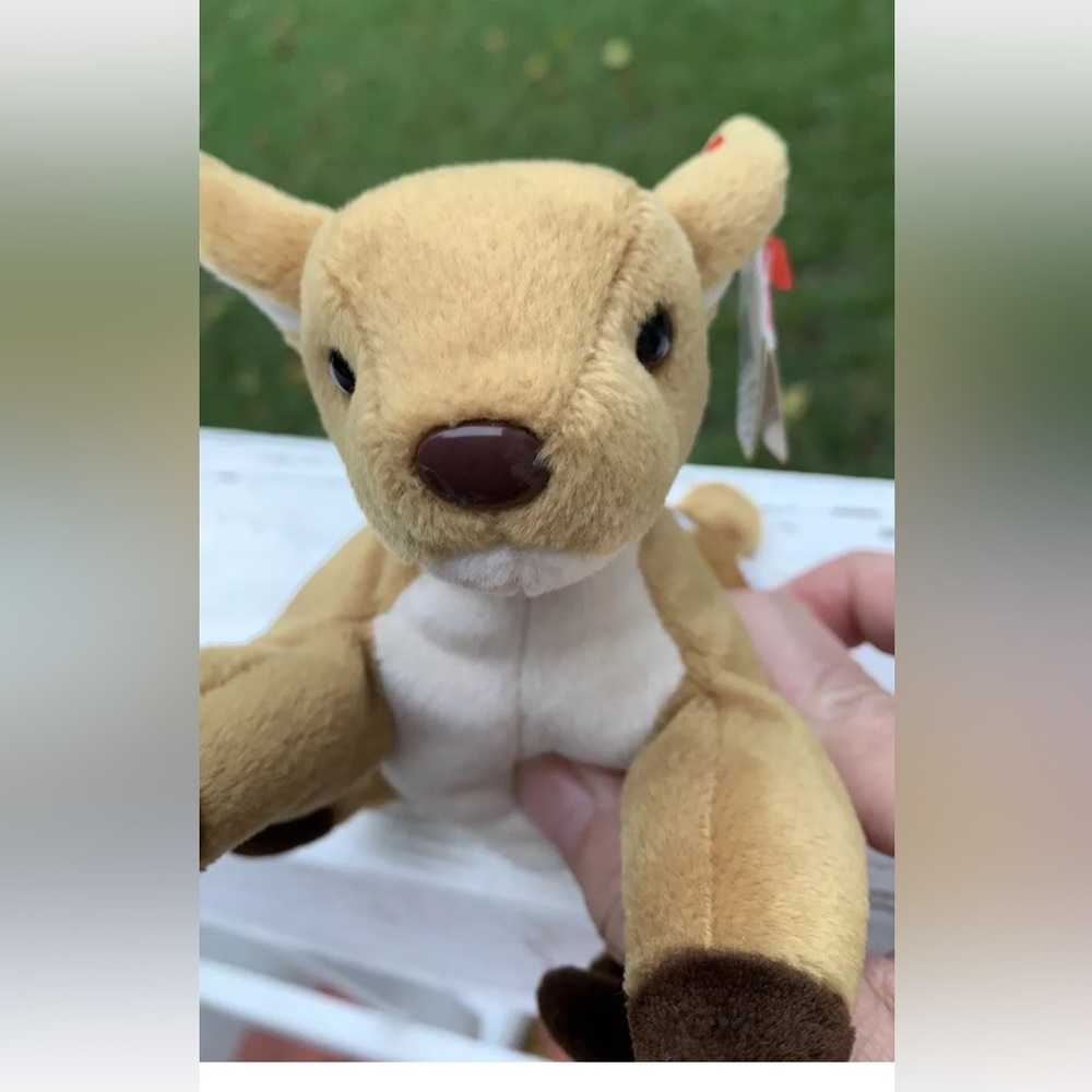 TY Beanie Babies Rare Retired  “Whisper the Fawn” 1997/1998